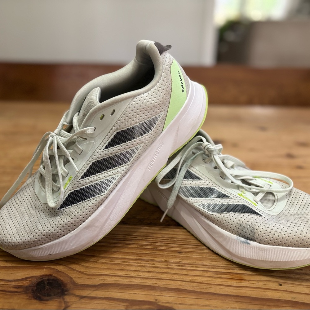 Adidas Sneakers in Cream and Lime